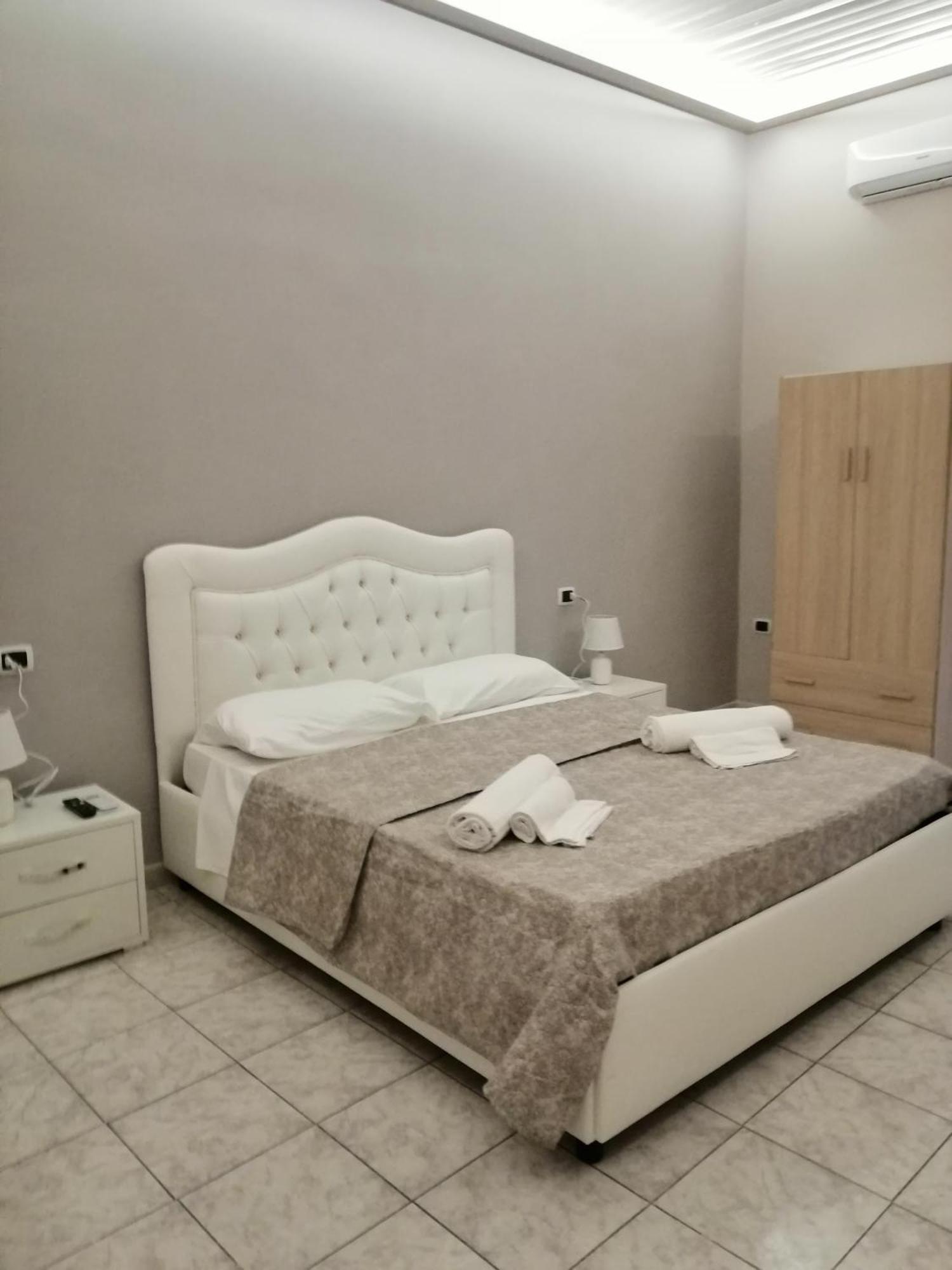 Francesco Home Nápoly Kültér fotó
